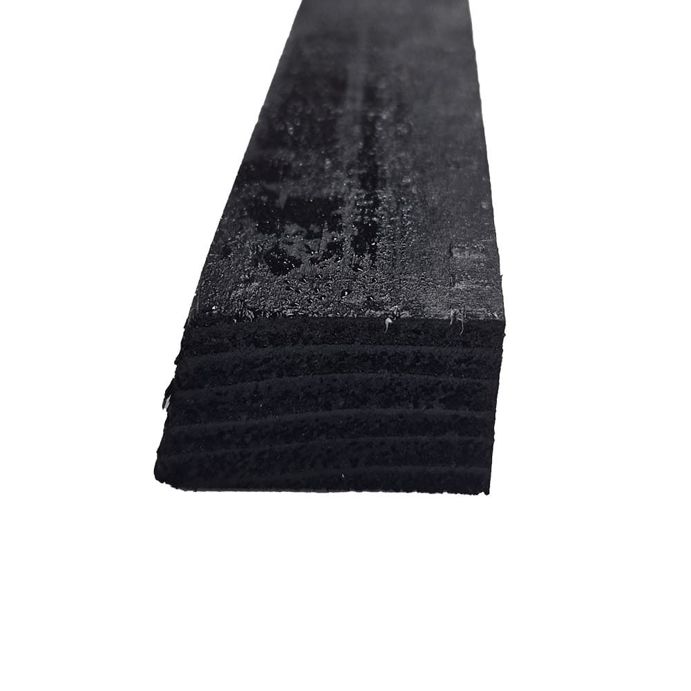 Vuren 1z schuin gewolm zwart 28x45mm FSC