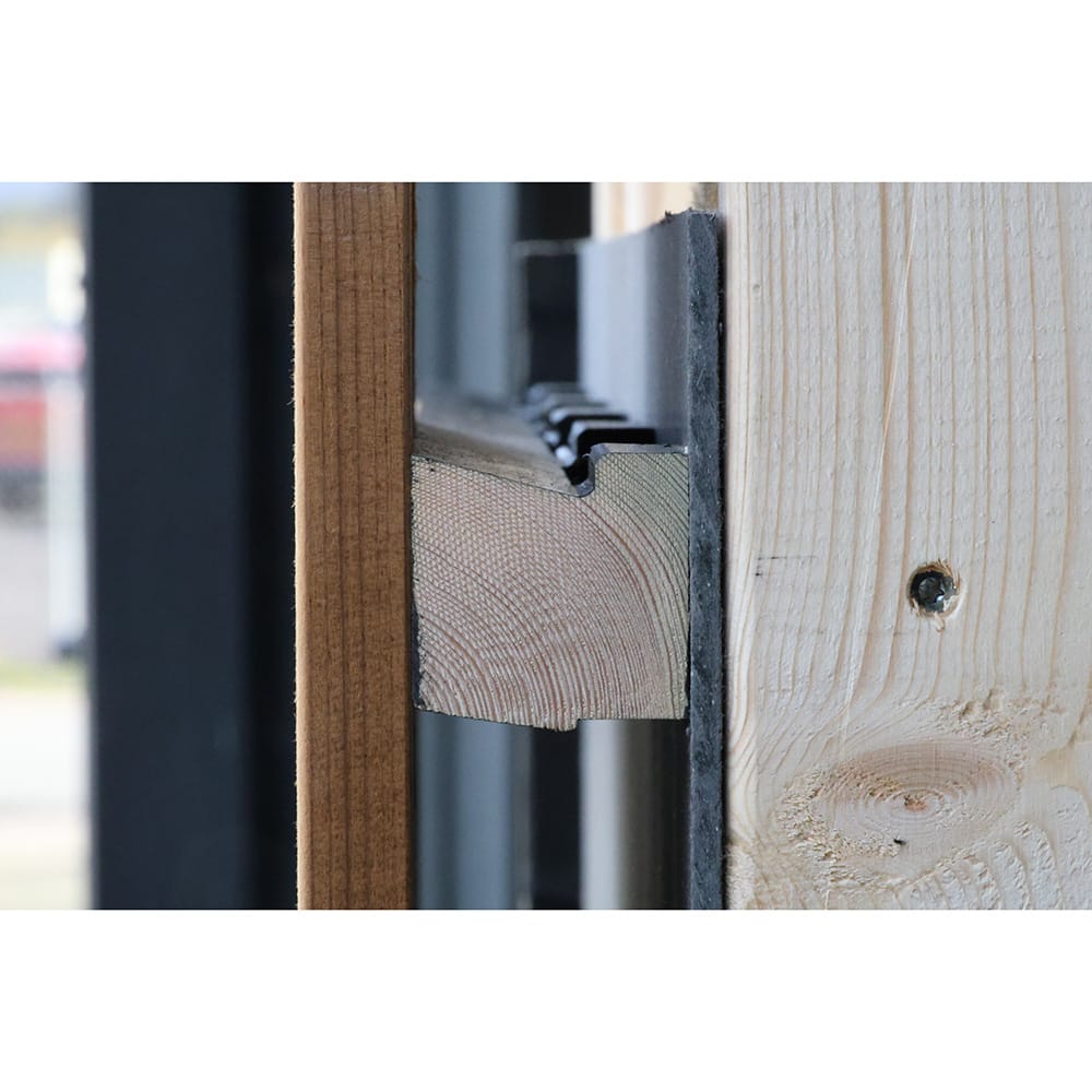 Vuren multi achterlat GW zwart 45x45 FSC